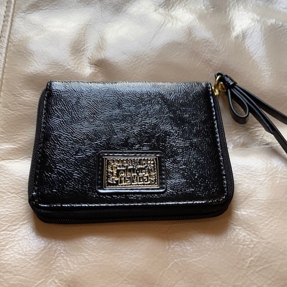 Coach zippered wallet - Picture 1 of 4